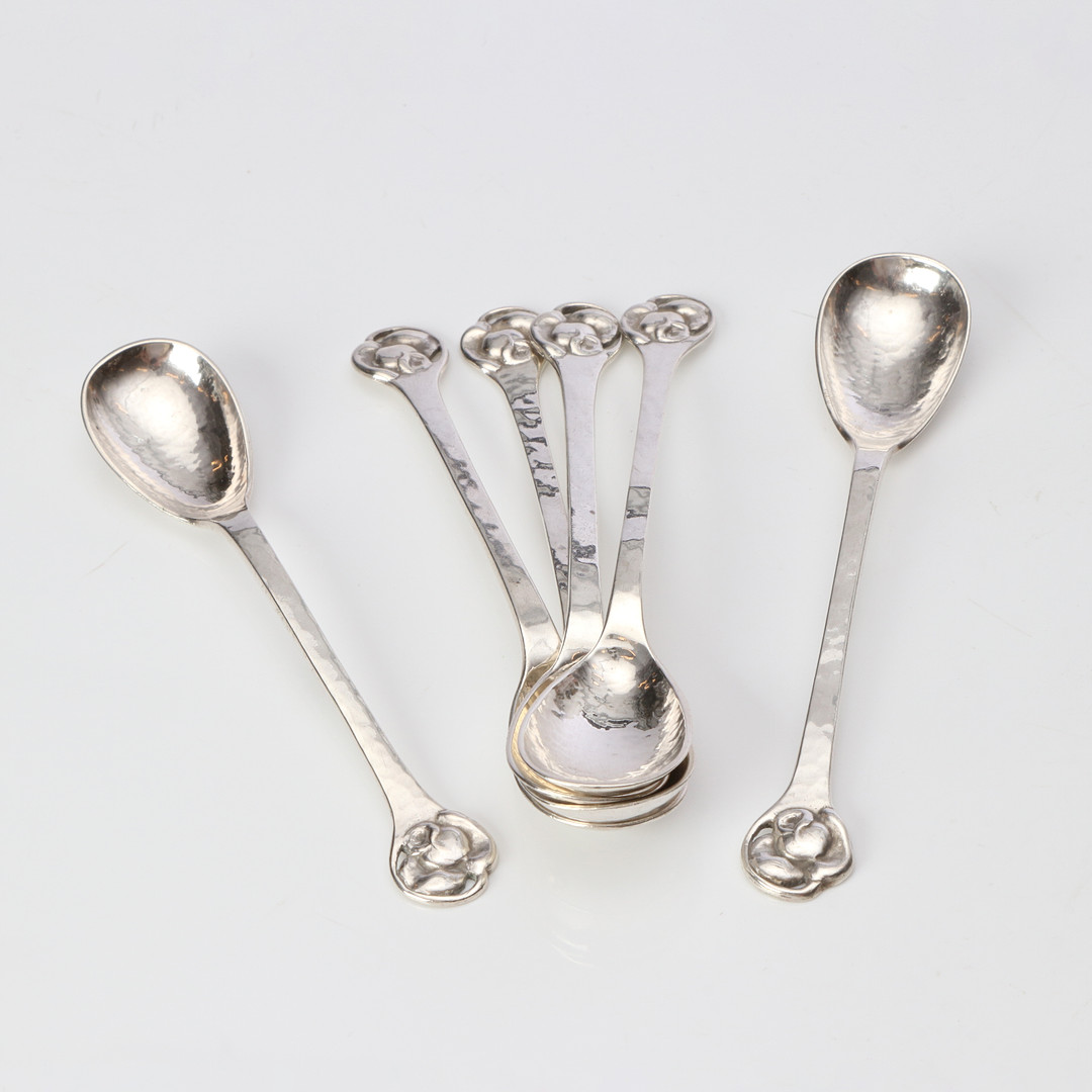 TESKEDAR, SEX ST. Silver. Vikt ca 70 gram.