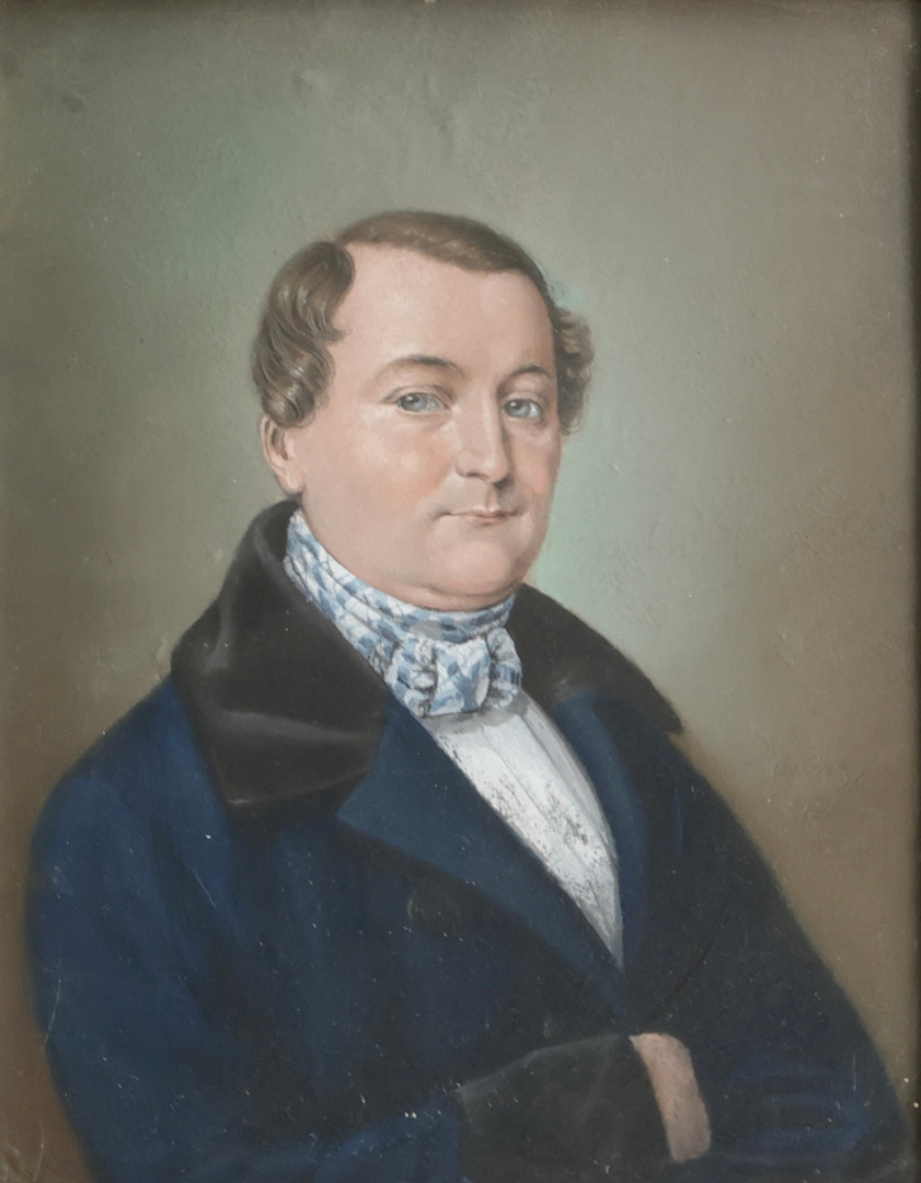 CARL LUDWIG VON PLÖTZ (F. KØBENHAVN 1804, D. SST. 1849). Portræt af herre iført blå jakke. Sign. Carl v. Plötz. Gouache på papir.