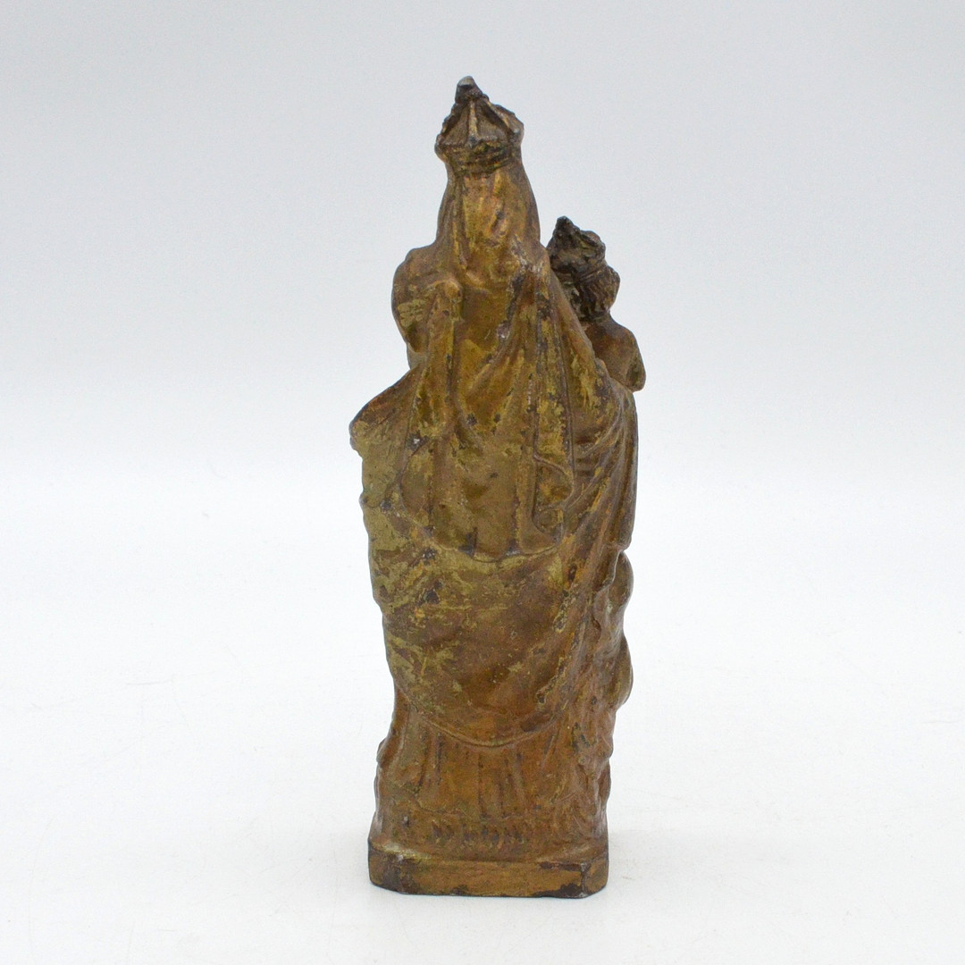 MADONNA MIT KIND, METALLSKULPTUR, 19. JHAHRHUNDERT, NACH DEM VORBILD VON NOTRE-DAME DES VICTOIRES (PARIS).