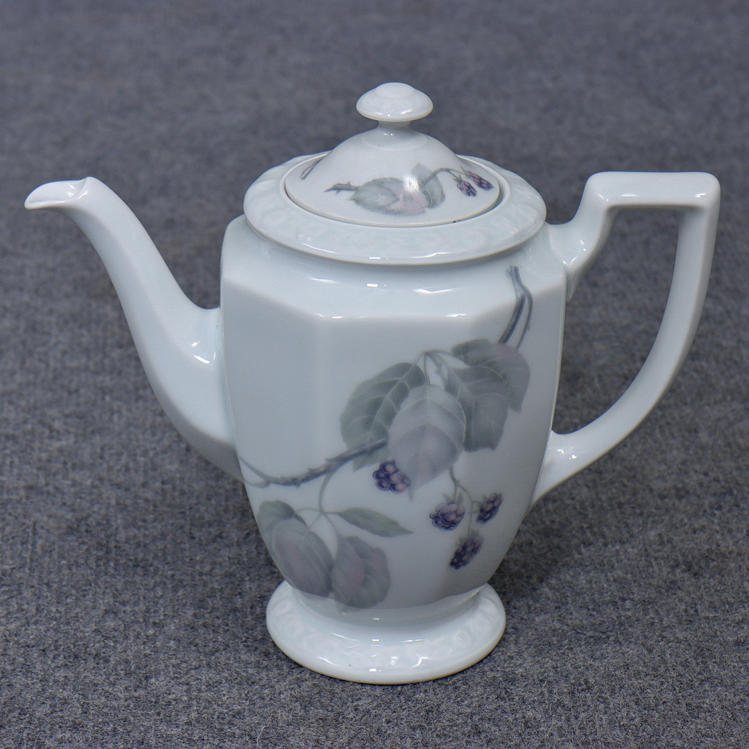 ROSENTHAL, KAFFESERVIS / TESERVIS I PORSLIN "MARIA BJÖRNBÄR", 40 DELAR, TYSKLAND, 1900-TALETS ANDRA HÄLFT.