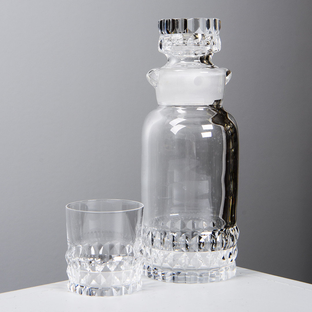 INGEBORG LUNDIN. Whiskyglas & karaff, "Silvia", 9 delar, Orrefors.