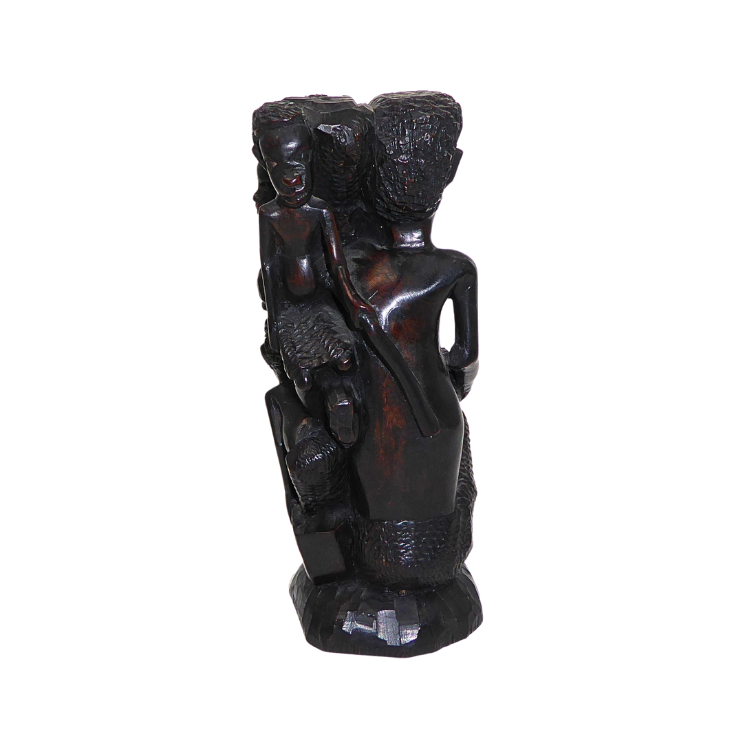 HOLZSKULPTUR, AFRIKANISCHE FIGURENGRUPPE, MAKONDE.