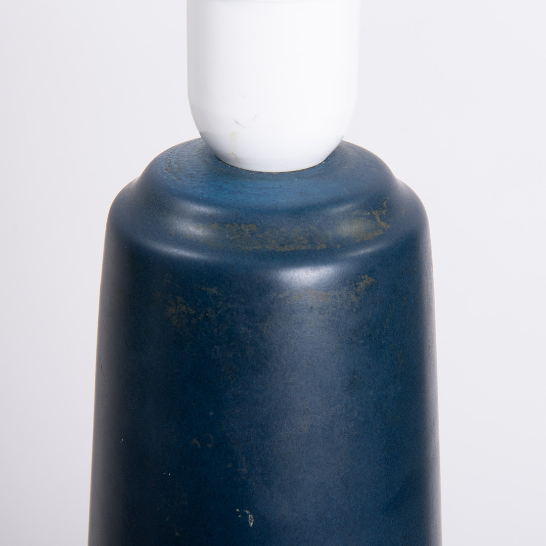 EINAR JOHANSEN. (1906-80). Stor bordlampe for Søholm Stentøj. Danmark, 1950/60'erne.