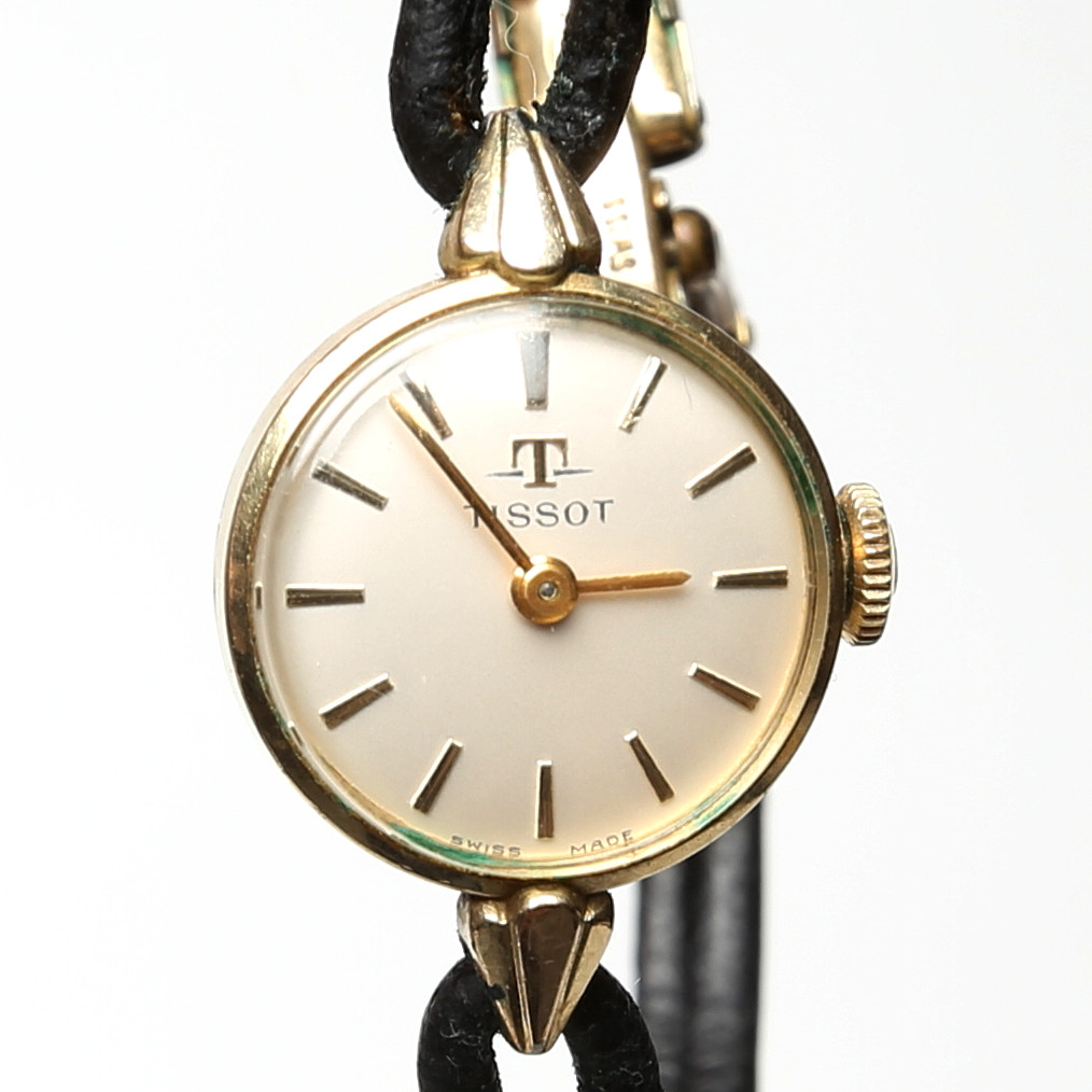 DAMARMBANDSUR, Tissot.