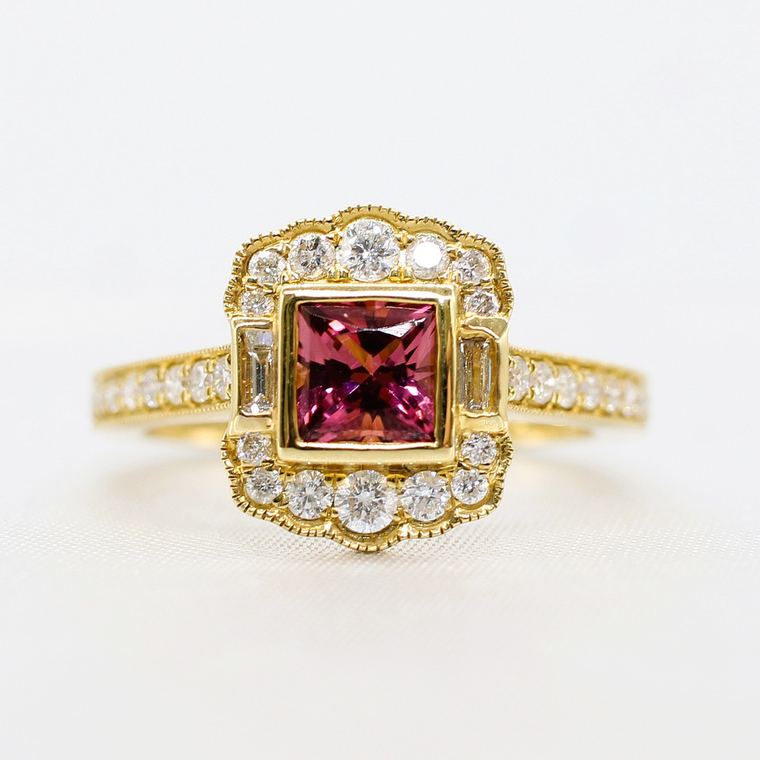ART DECO STYLE PINK TOPAZ & DIAMOND RING.