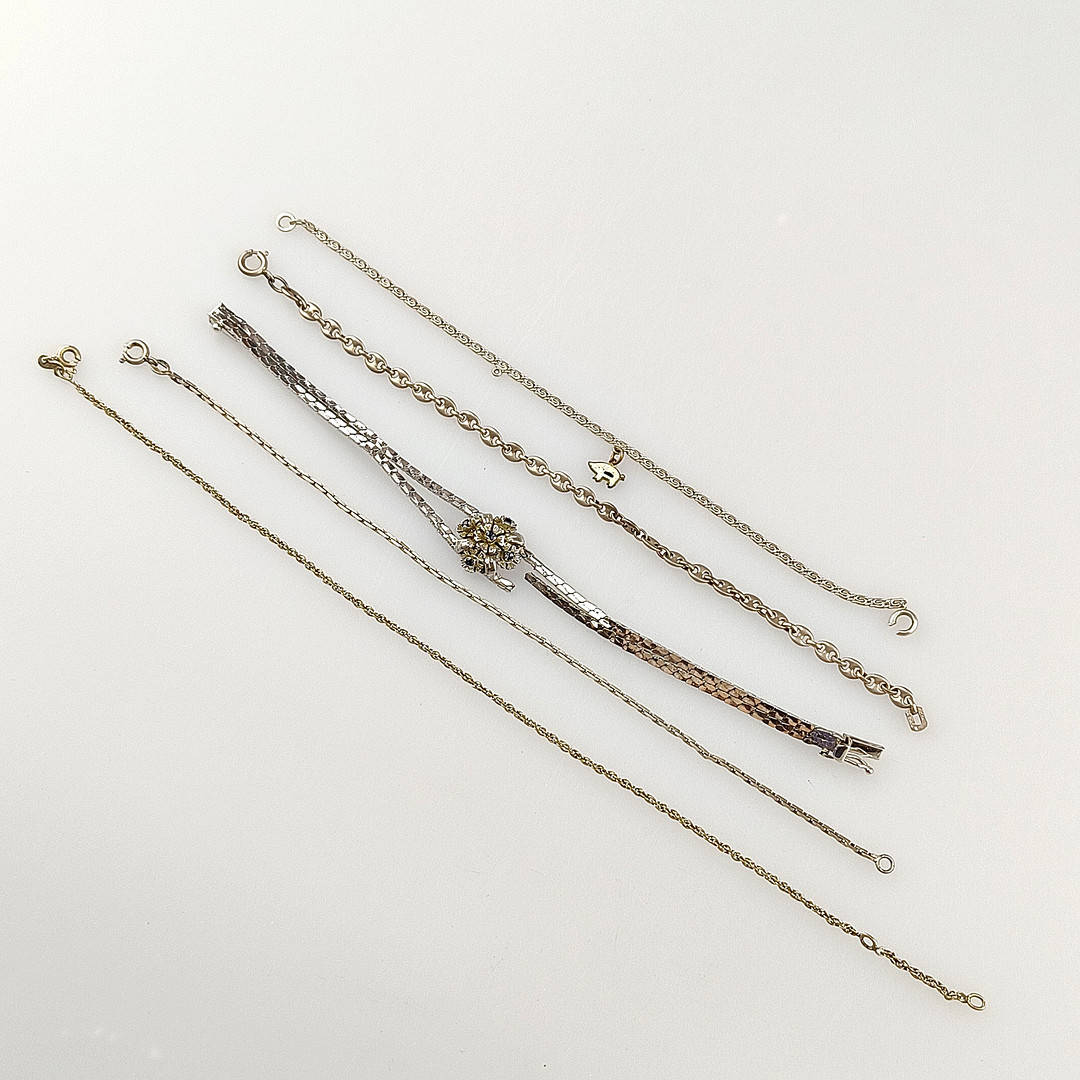 KONVOLUT SILBERARMBÄNDER.