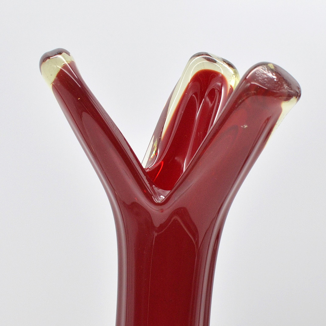 DRAGAN DROBNJAK (1941). DESIGNERVASE, STUDIOGLAS, FÜR PROKUPLJE, JUGOSLAWIEN, MIT STUDIOLABEL, UM 1960ER.