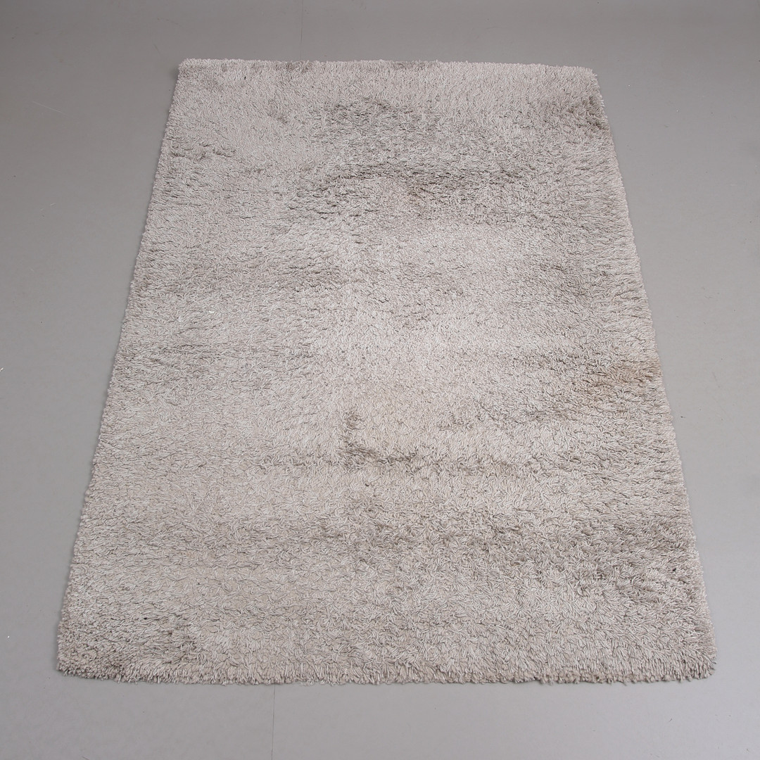ULLMATTA, beige, 235x160 cm.