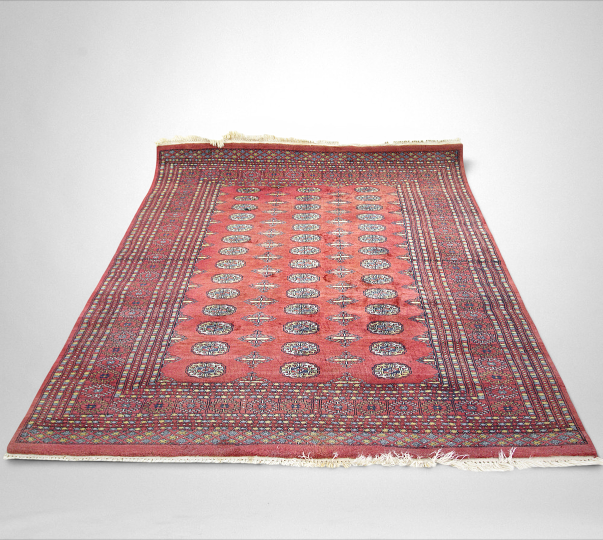 MATTA, orientalisk, "bokhara", ull, ca 197 x 198 cm, Pakistan.