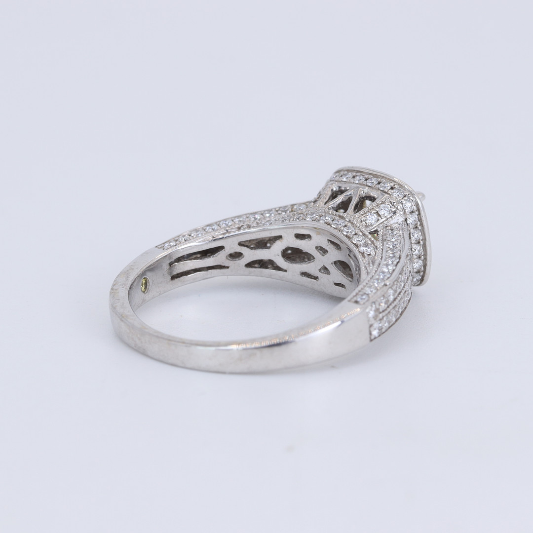 14CT DIAMOND (1.44 CT) RING.