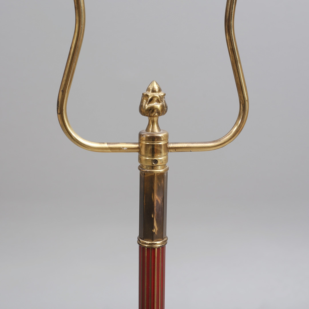 GOLVLAMPA, tvåarmad, 1900-talets mitt.