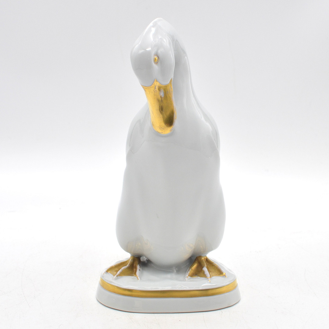 KUNSTPORZELLANE METZLER & ORTLOFF, GANS, MODELLNUMMER: 3160/3, PORZELLANFIGUR MIT GOLDMALEREI, ILMENAU, UM 1920.