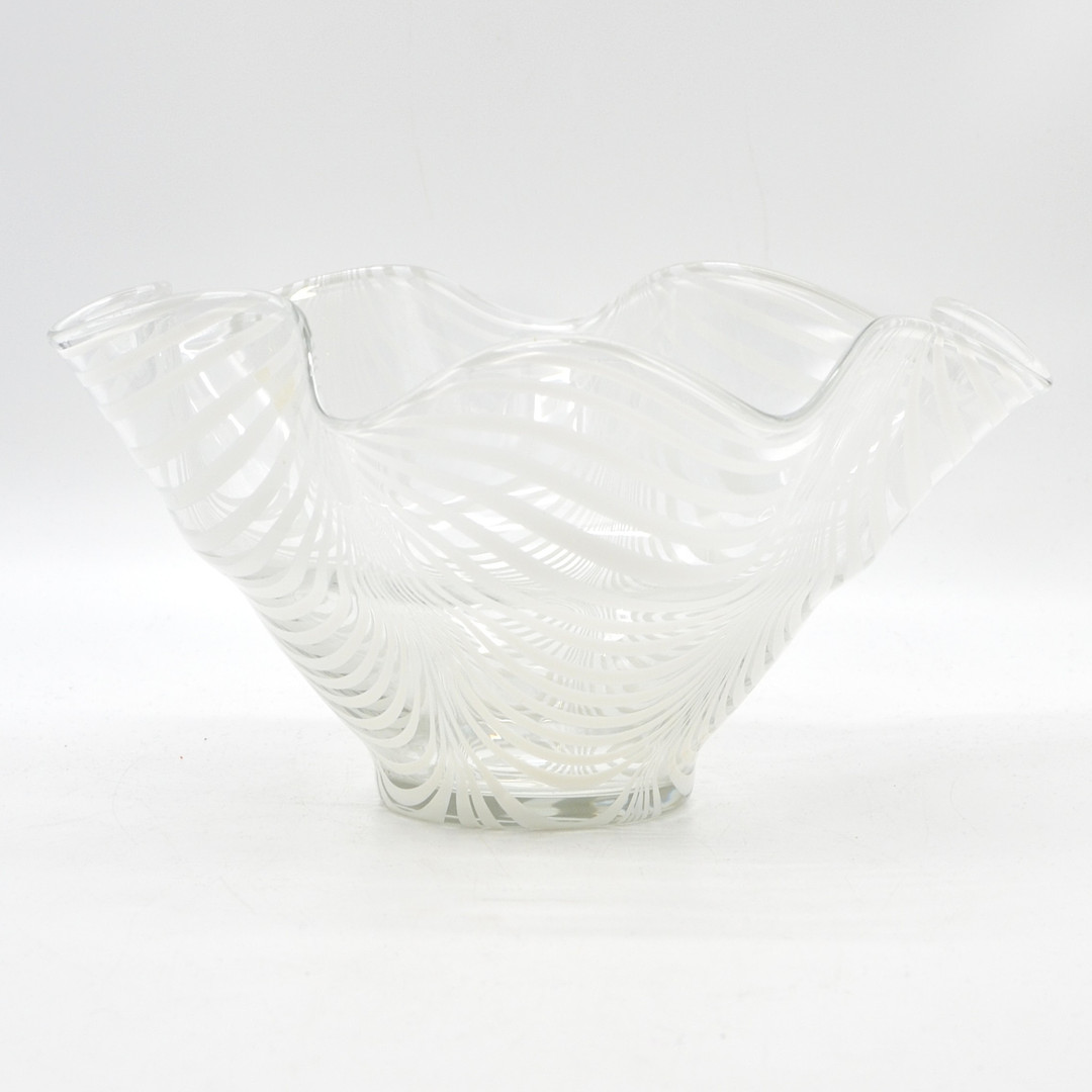 JOSKA, SCHALE, GLAS, WEISS UND TRANSPARENT, 20. JAHRHUNDERT.