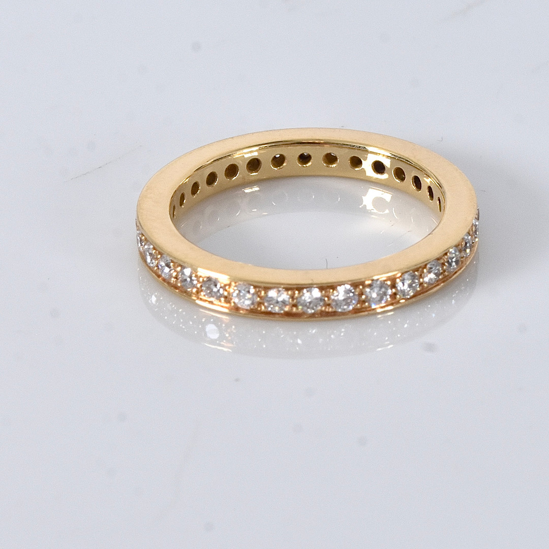 HELALLIANS, diamanter, totalt 0,56ct, 18K.