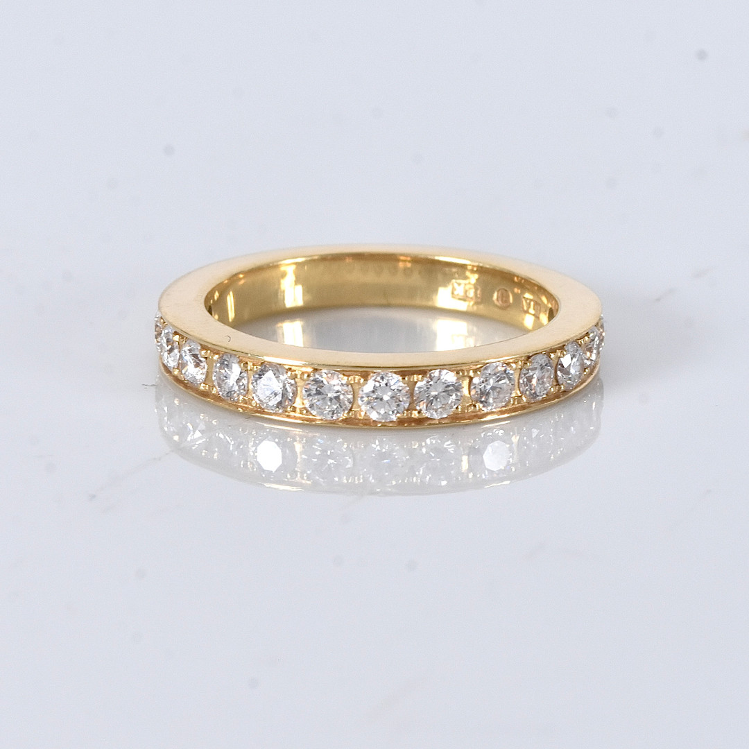 HALVALLIANS, diamanter 0,76ct, 18K.