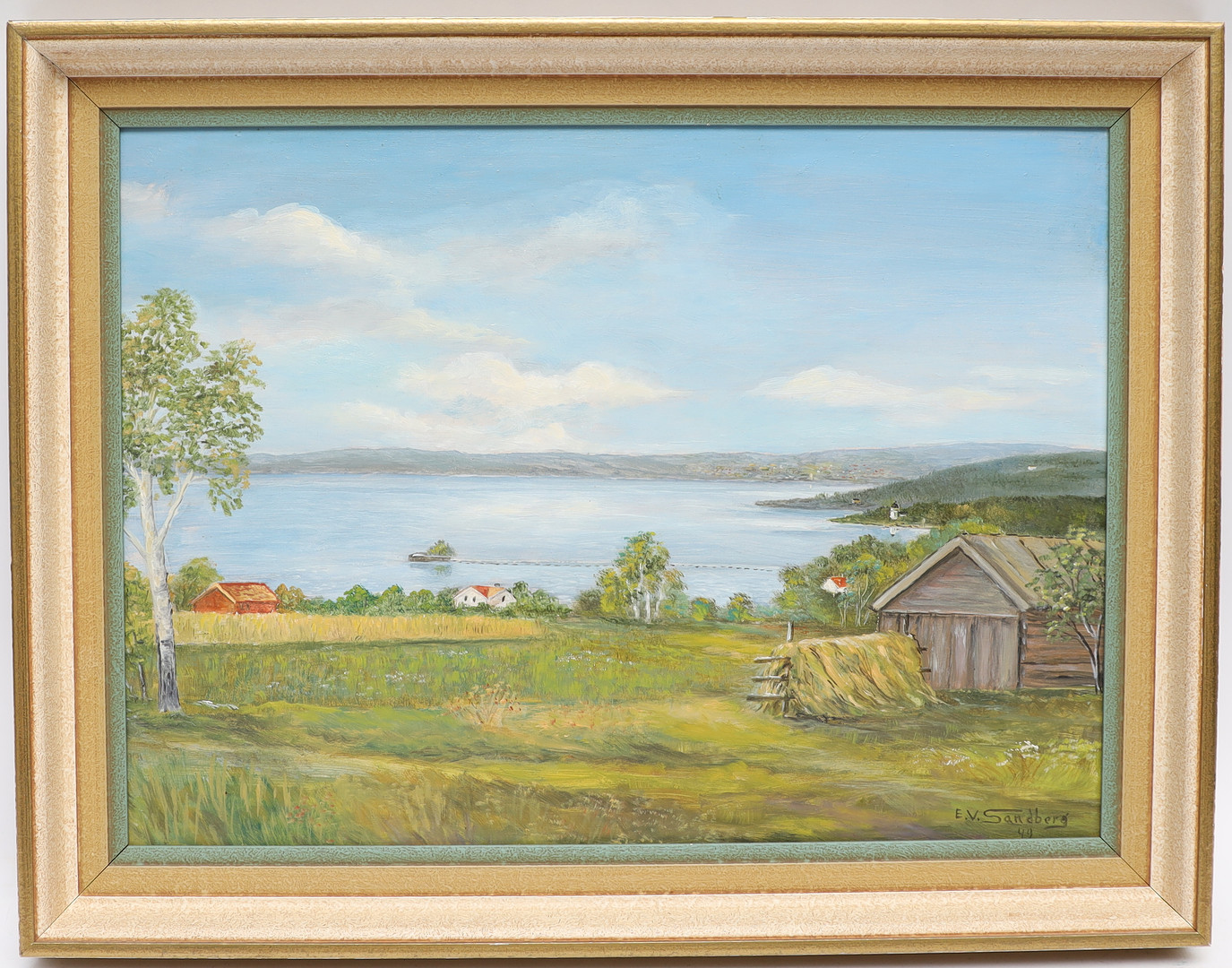 OIDENTIFIERAD KONSTNÄR. "Rättviken - siljan, sedd från söder" oljemålning på pannå, signerad E.V. Sandberg daterad 49.