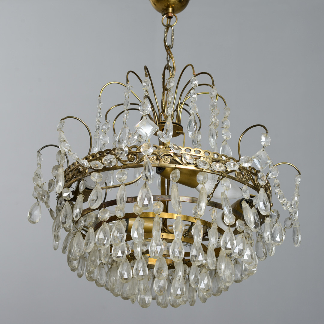 TAKLAMPA med prismor, 1900-talets andra del.