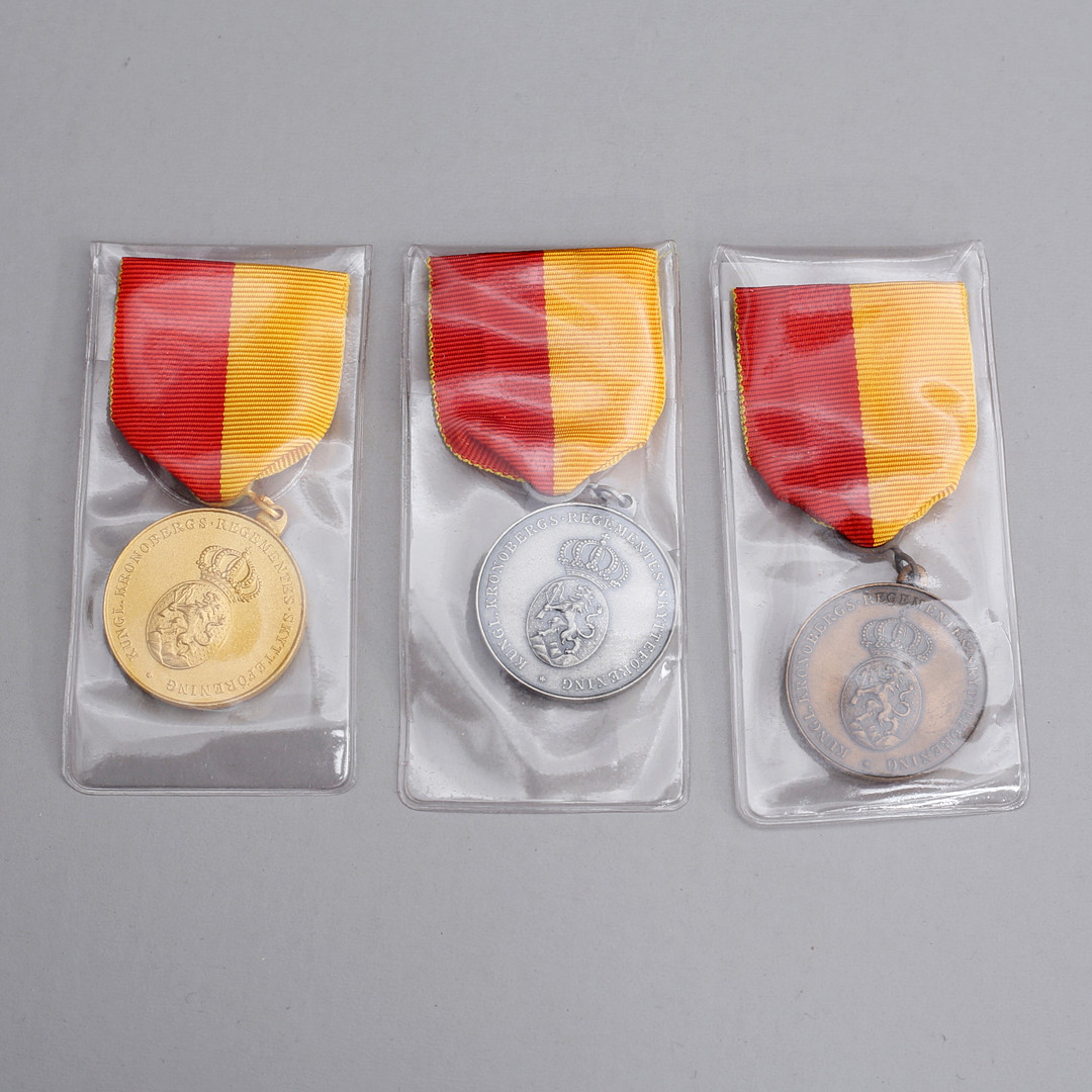 MEDALJER 57 st, Kungl kronobergs regementes skytteförening.