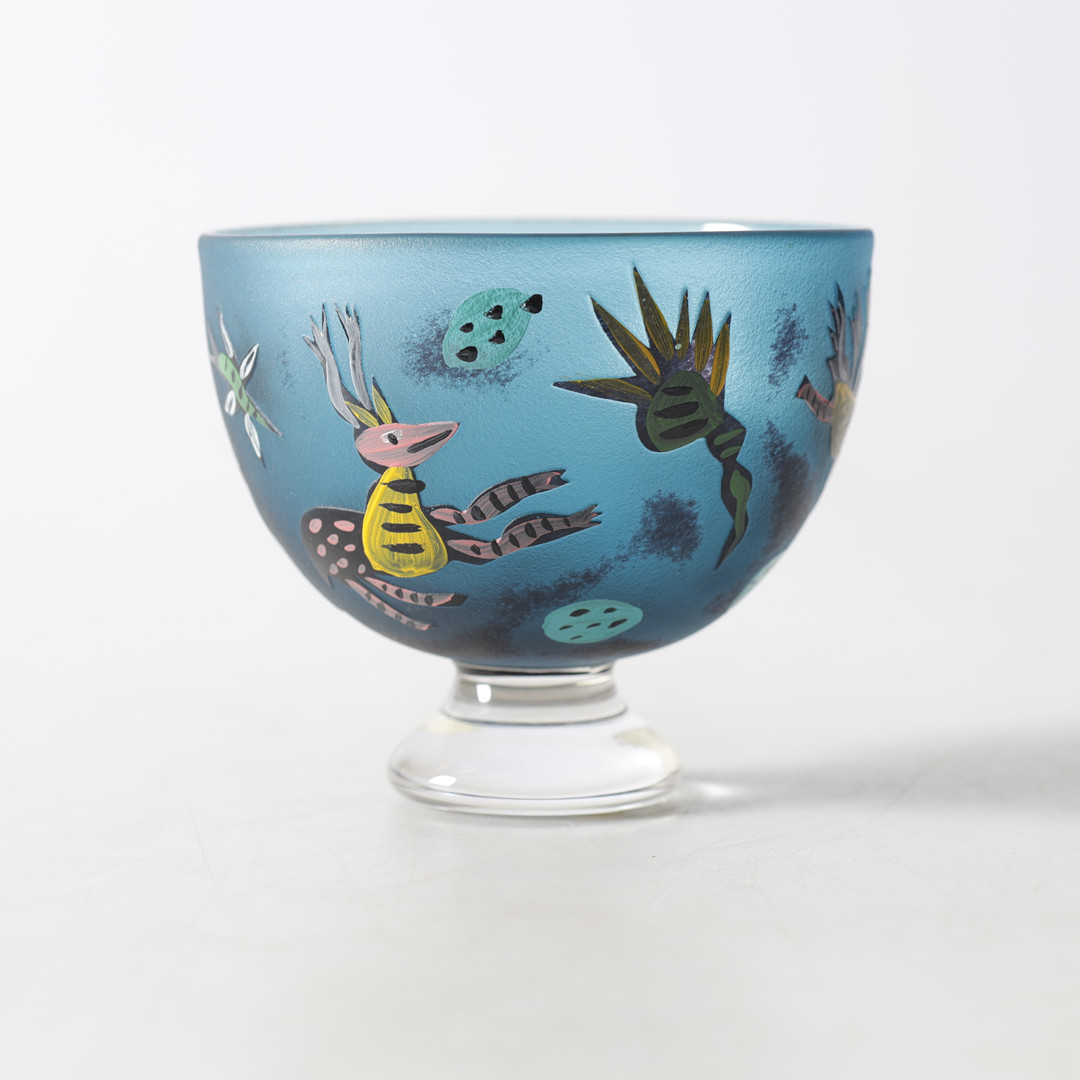 ULRICA HYDMAN-VALLIEN. skål, glas med överfång, "Juvel", Kosta Boda, signerad & numrerad 150/250.