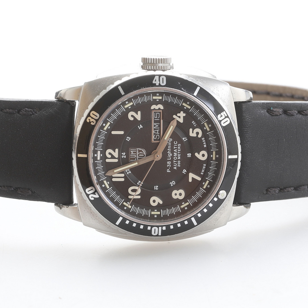 HERRARMBANDSUR, Luminox P 38, lightning.