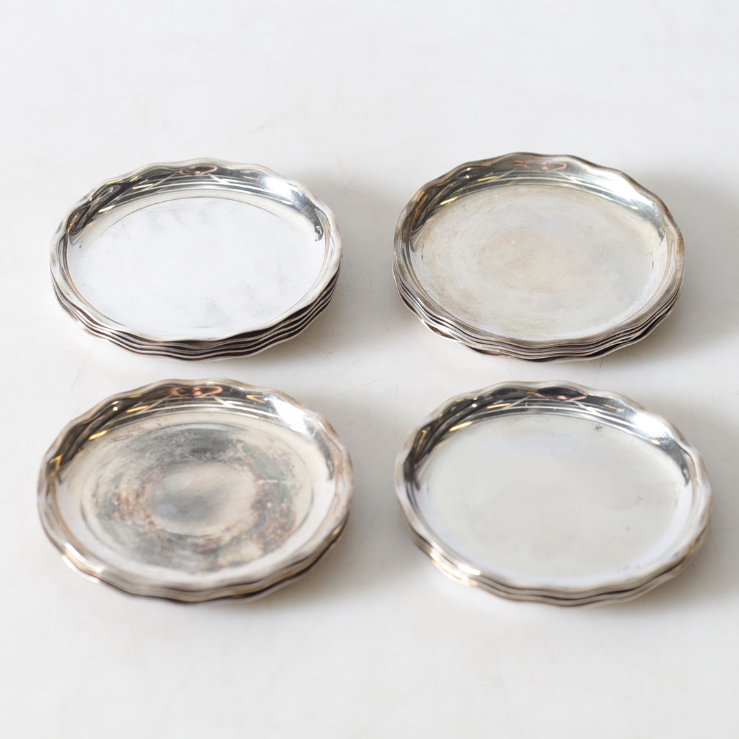 COASTERS, 18 st, nysilver, K.G. Markströms Guldsmeds. A.B., Uppsala, 1900-tal.