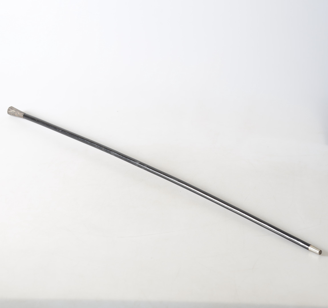 KÄPP, med silverkrycka. K.G. Markströms Guldsmeds. A.B., Uppsala, 1962.