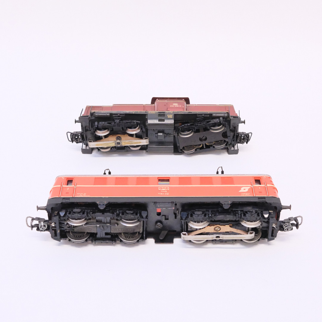 MÄRKLIN. MODELLJÄRNVÄG, TRE LOK. SKALA H0.