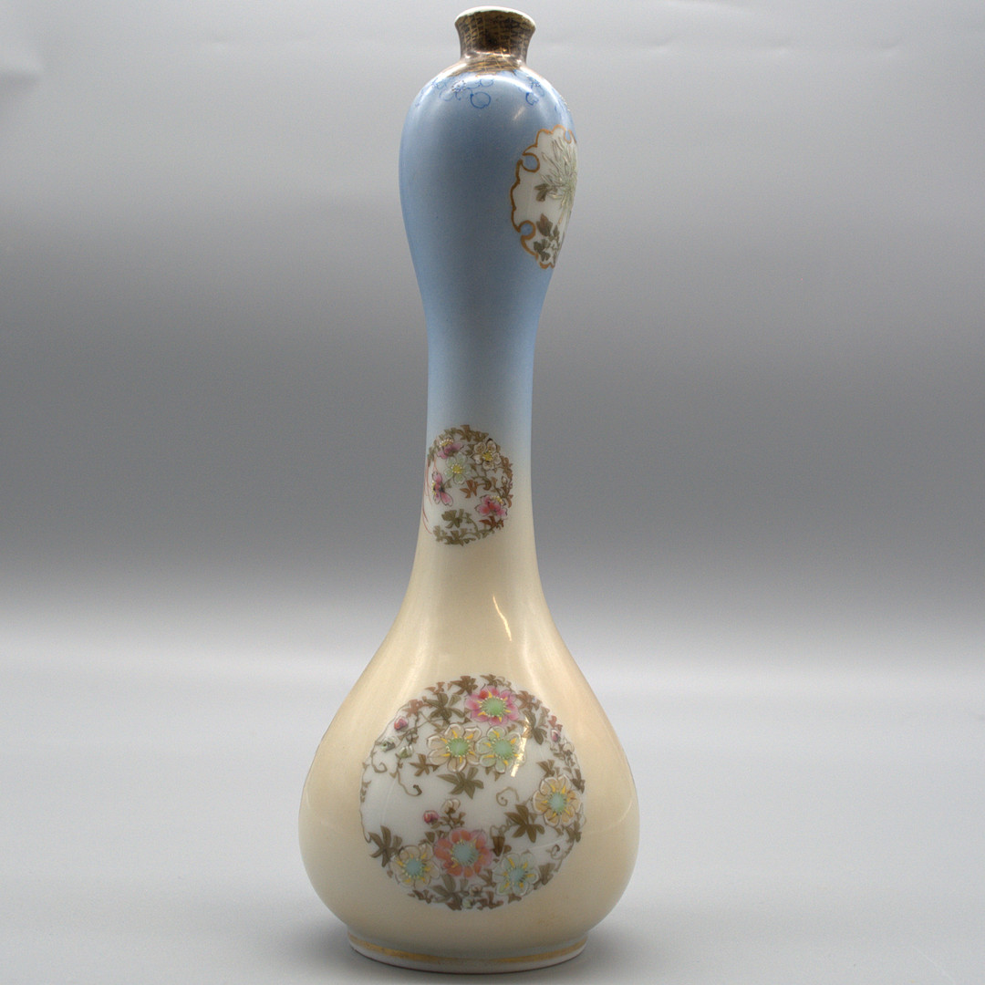 ANTIKE JAPANISCHE SATSUMA-VASE, 1900-1930, SIGNIERT.