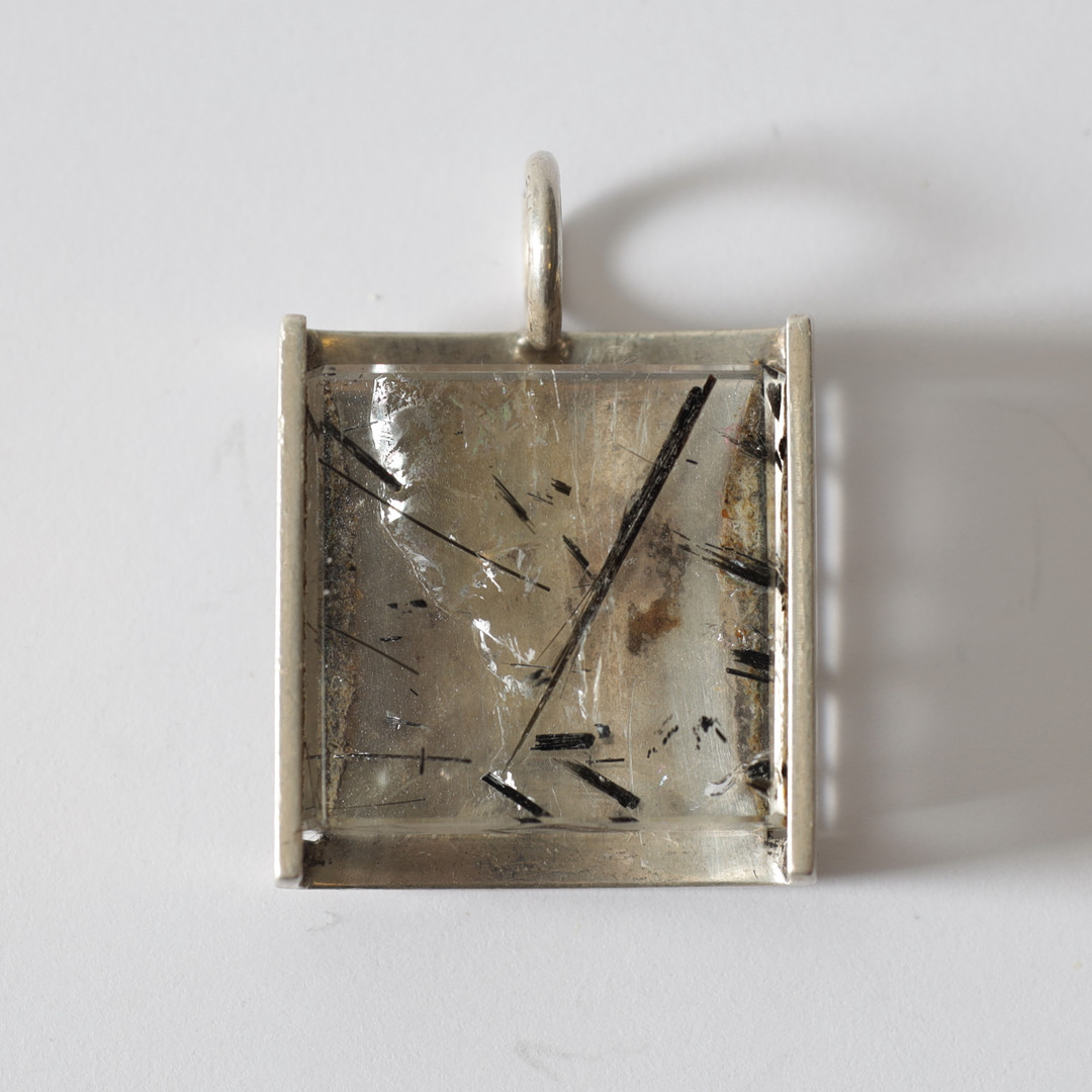 ELIS KAUPPI. Hänge, 813 silver, turmalinkvarts, Kupittaan Kulta, Åbo 1960-tal.