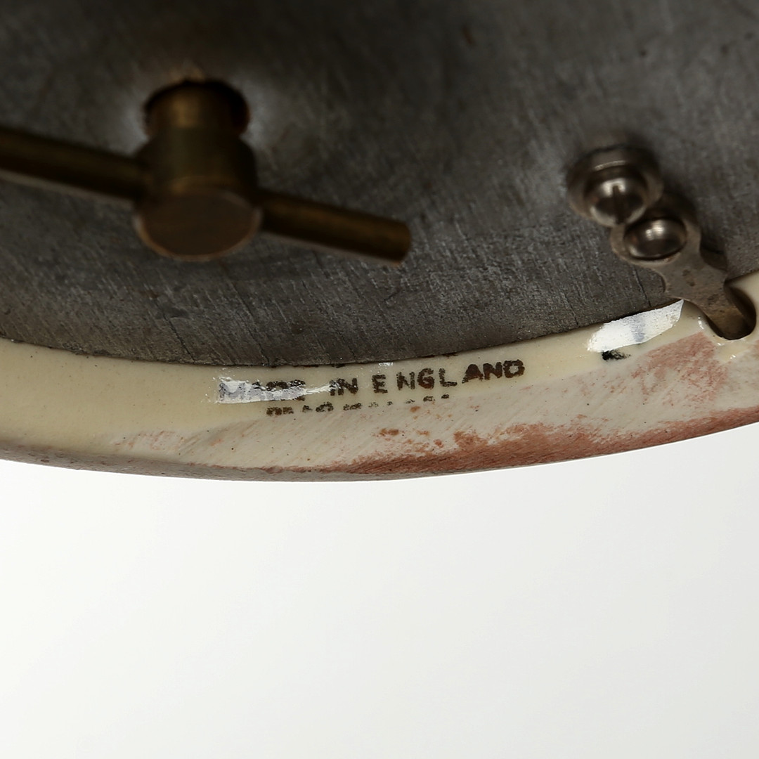 KANNA, porslin, med speldosa, sannolikt England.