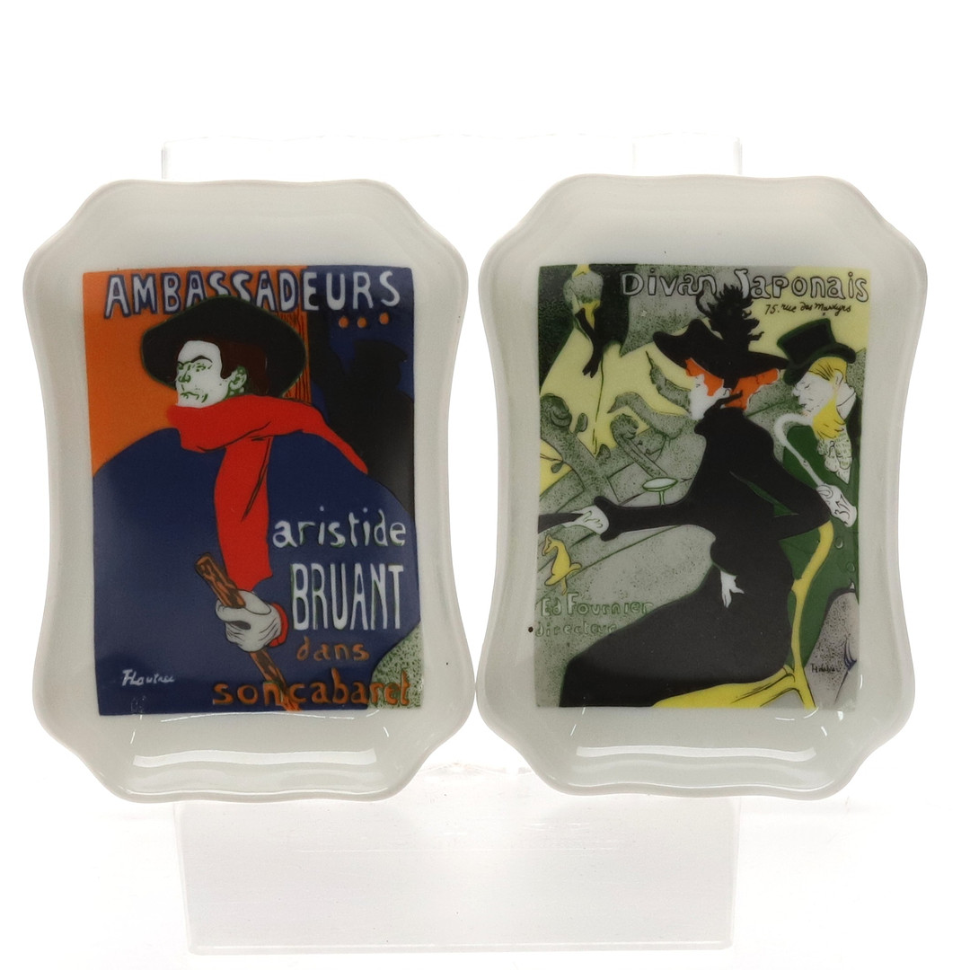 SMÅ FAT. 2 st. Porslin med motiv utav Toulouse-Lautrec, "Porcelaines Florence", Limoges, Frankrike.