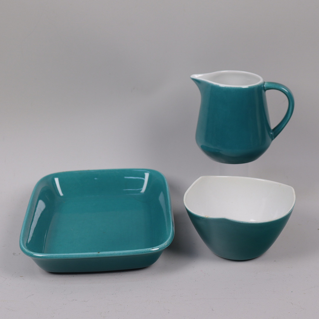 MARIANNE WESTMAN. "Picknick", servisdelar, fat, skålfat och kanna, 3 st.