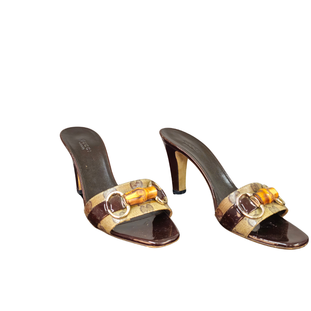 GUCCI. STILETTO Talla 38.