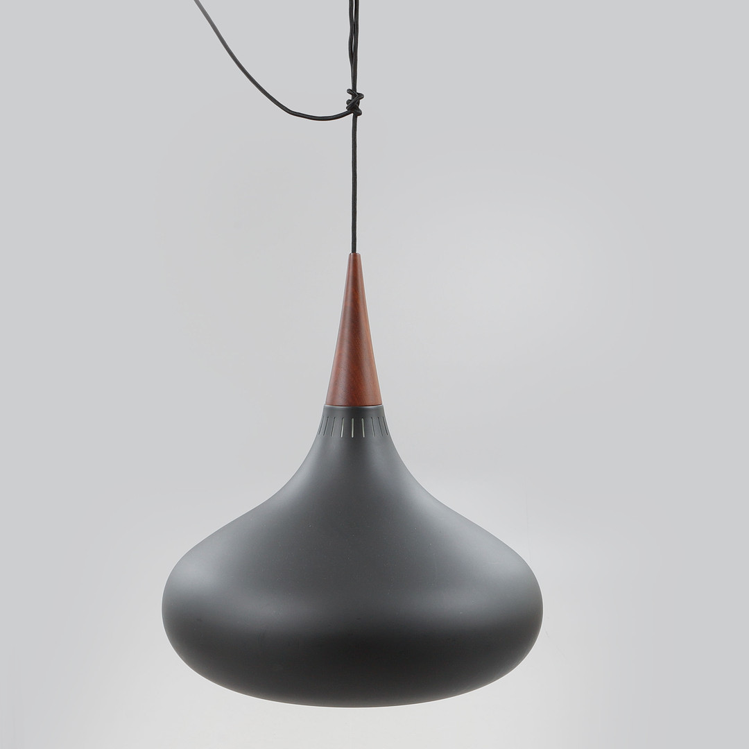 JO HAMMERBORG. Taklampa, "Orient P3 pendel".