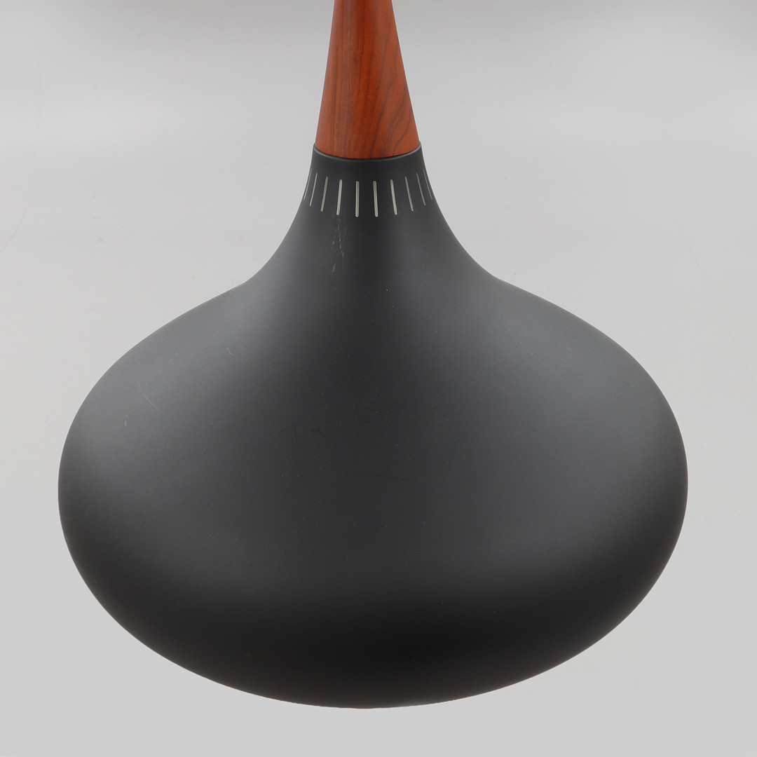 JO HAMMERBORG. Taklampa, "Orient P3 pendel".