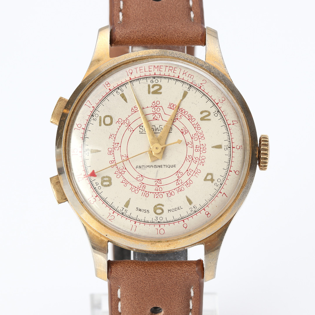STOPWATCH, ARMBANDSUR. Boett i guld på stål, schweizisk modell ca 1950-tal.
