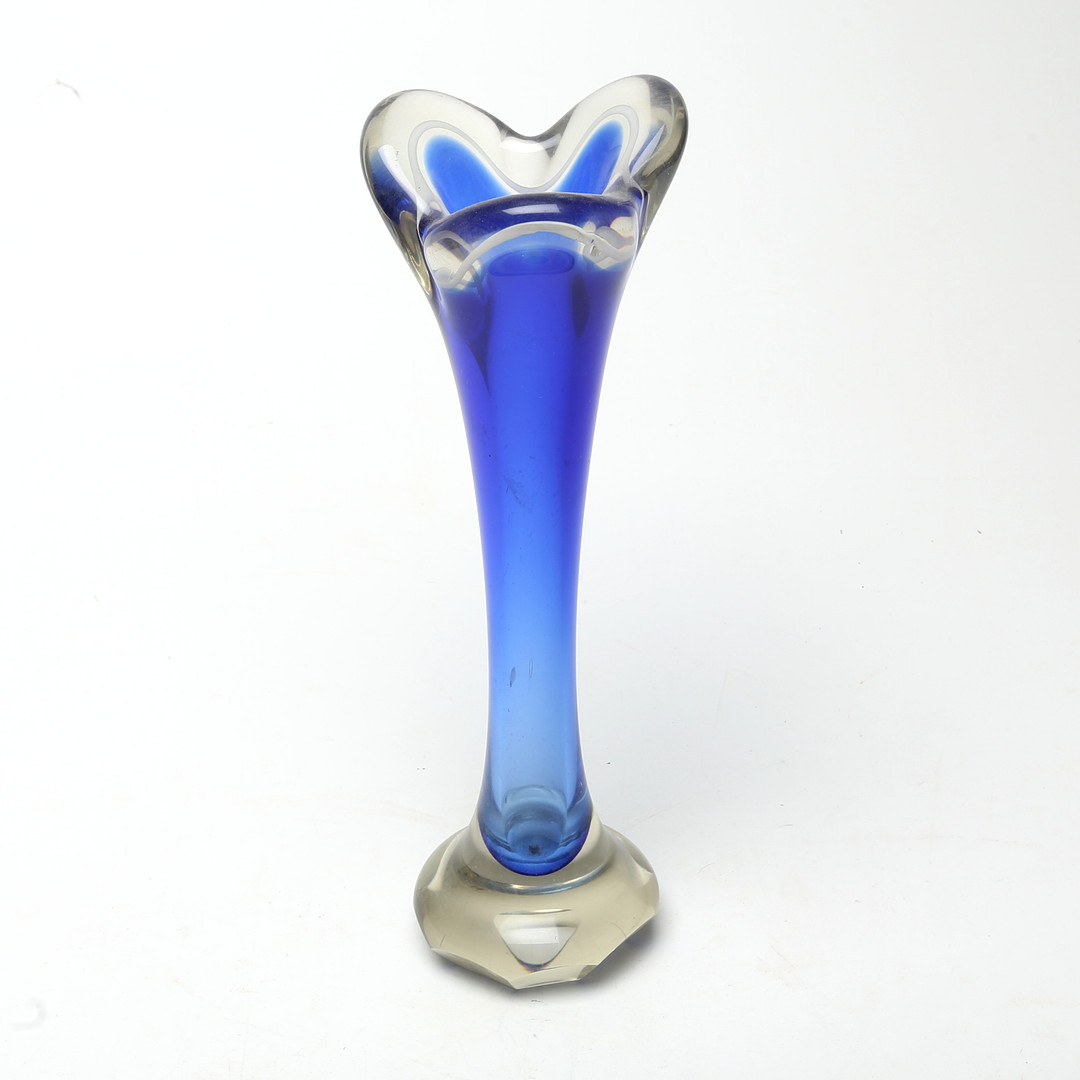 PAUL KEDELV. VAS, glas, Flygsfors, osignerad.