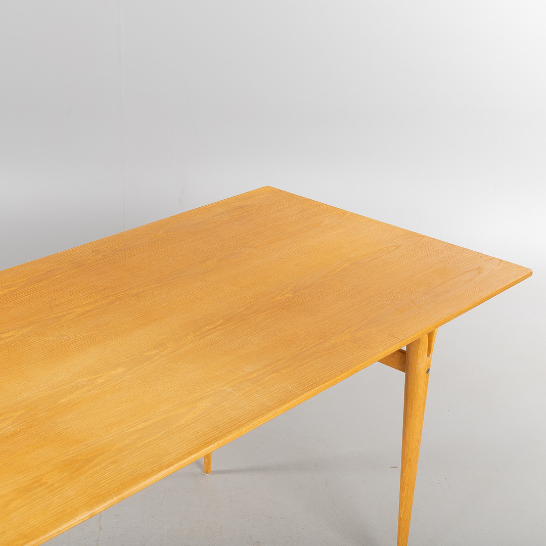 BRUNO MATHSSON. Bord, björk, firma Karl Mathsson, 1980.