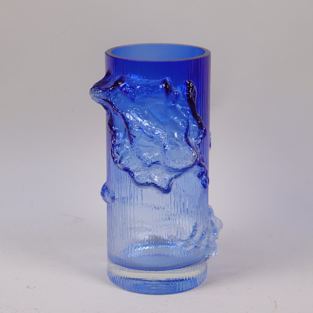 KAI BLOMQVIST. vas i glas, Kumela, Riihimäki, Finland.