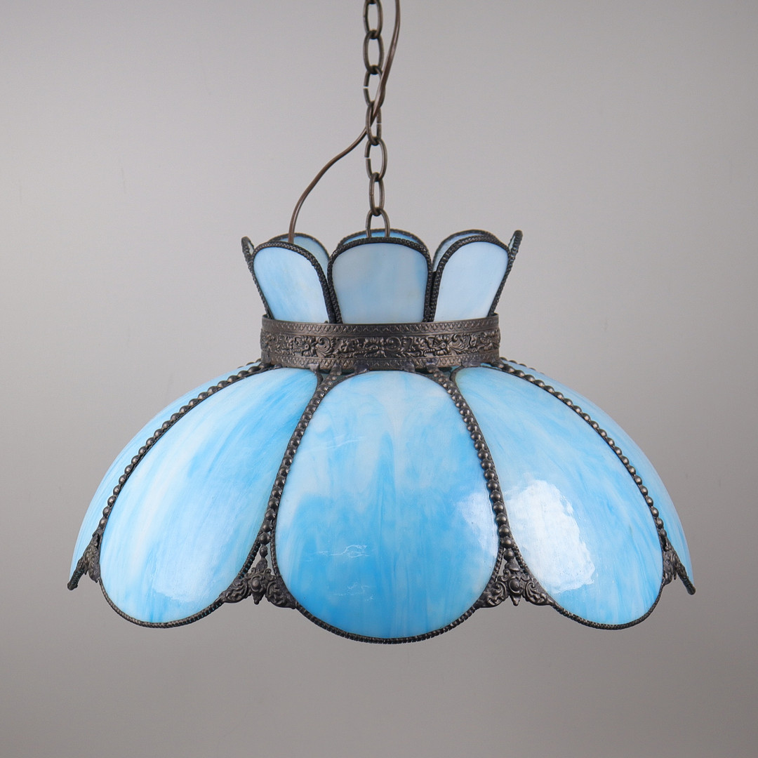 TAKLAMPA, Miranda of Sweden, Tiffanystil, 1900-talets senare hälft.