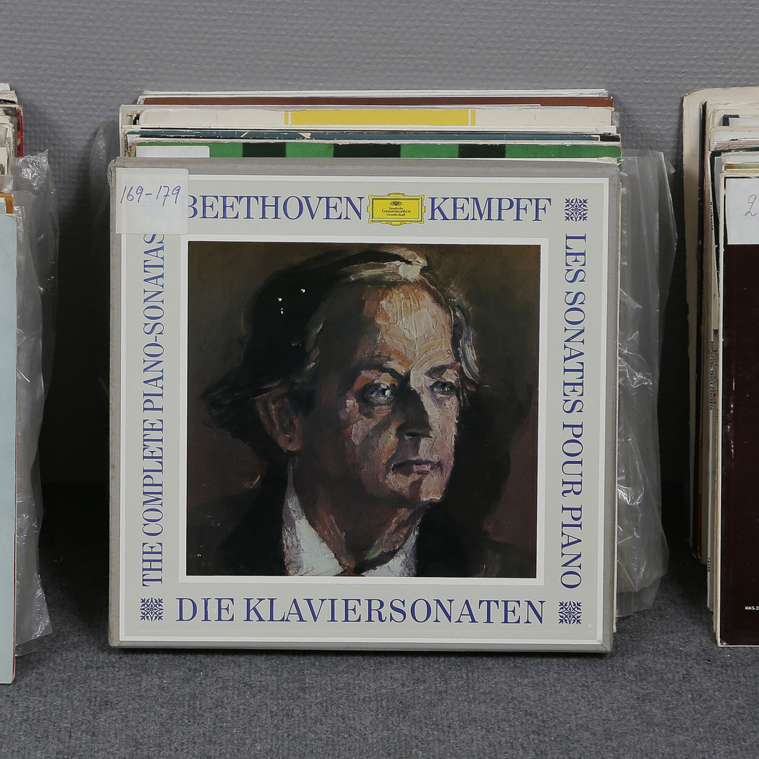 ÖVER 135 LP-SKIVOR, KLASSISK MUSIK.