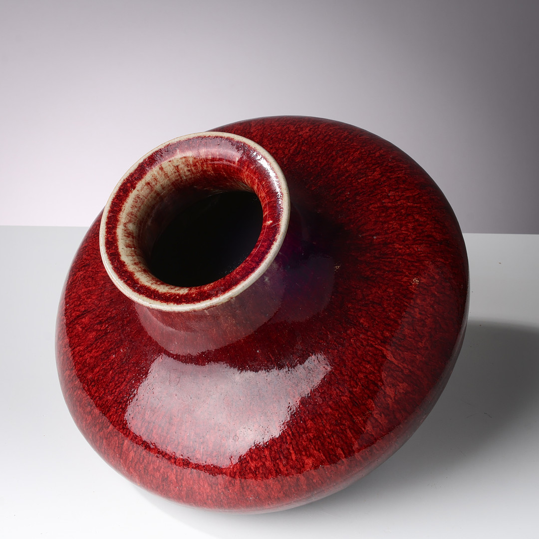 KJELL BOLINDER (F. 1942). Heavy oxblood glazed stoneware vase, own studio in Höganäs, Sweden, dated 1968.