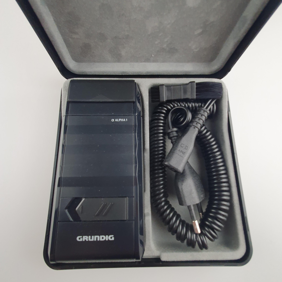 GRUNDIG, Vintage Rasierer.