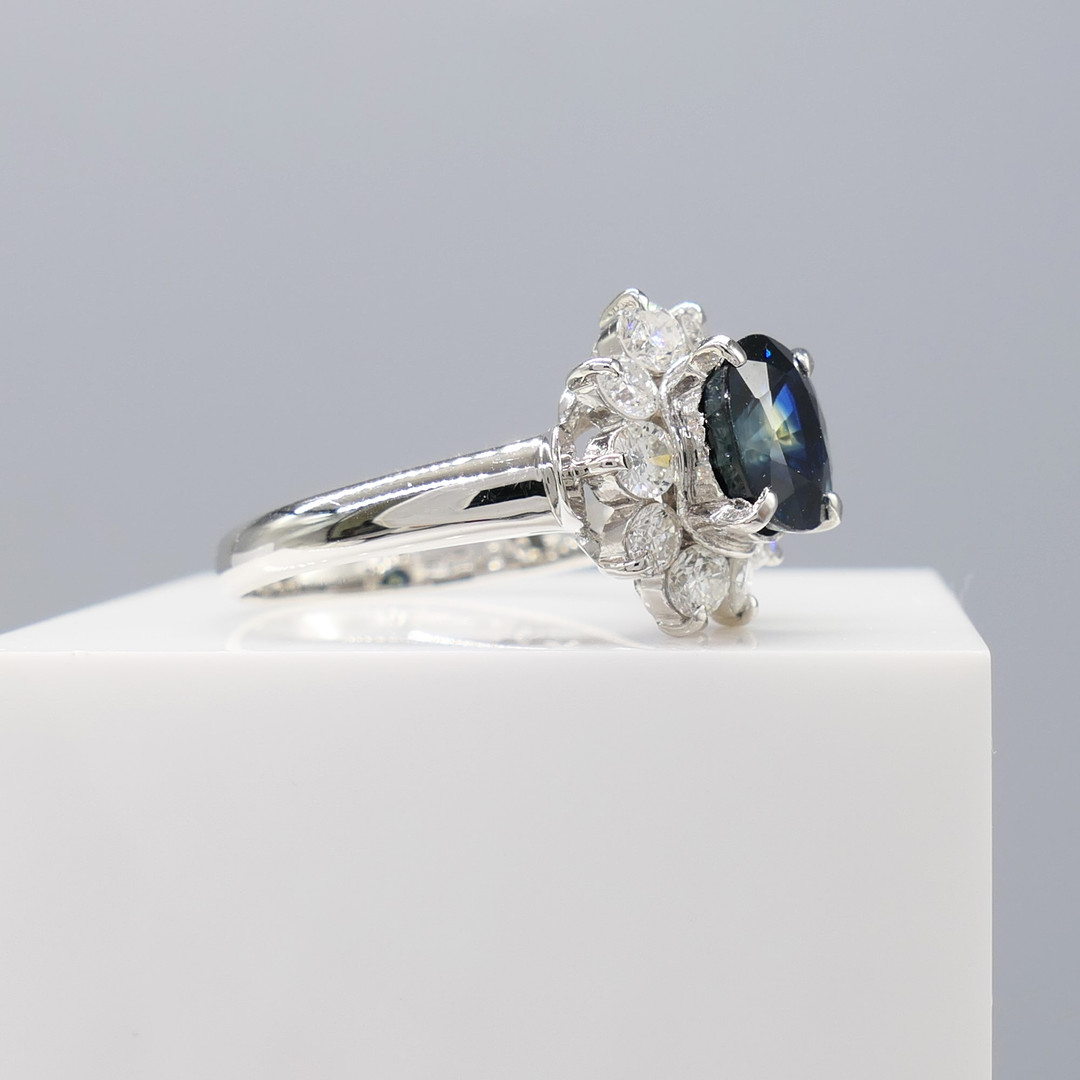 SAPPHIRE (1.80ct) & DIAMOND (0.70ct) ring.