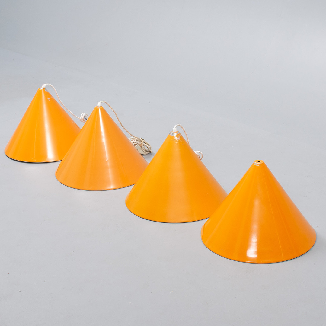 ARNE JACOBSEN. LOFTSLAMPE, 'Billard', Louis Poulsen, Danmark, 1960'erne (4).