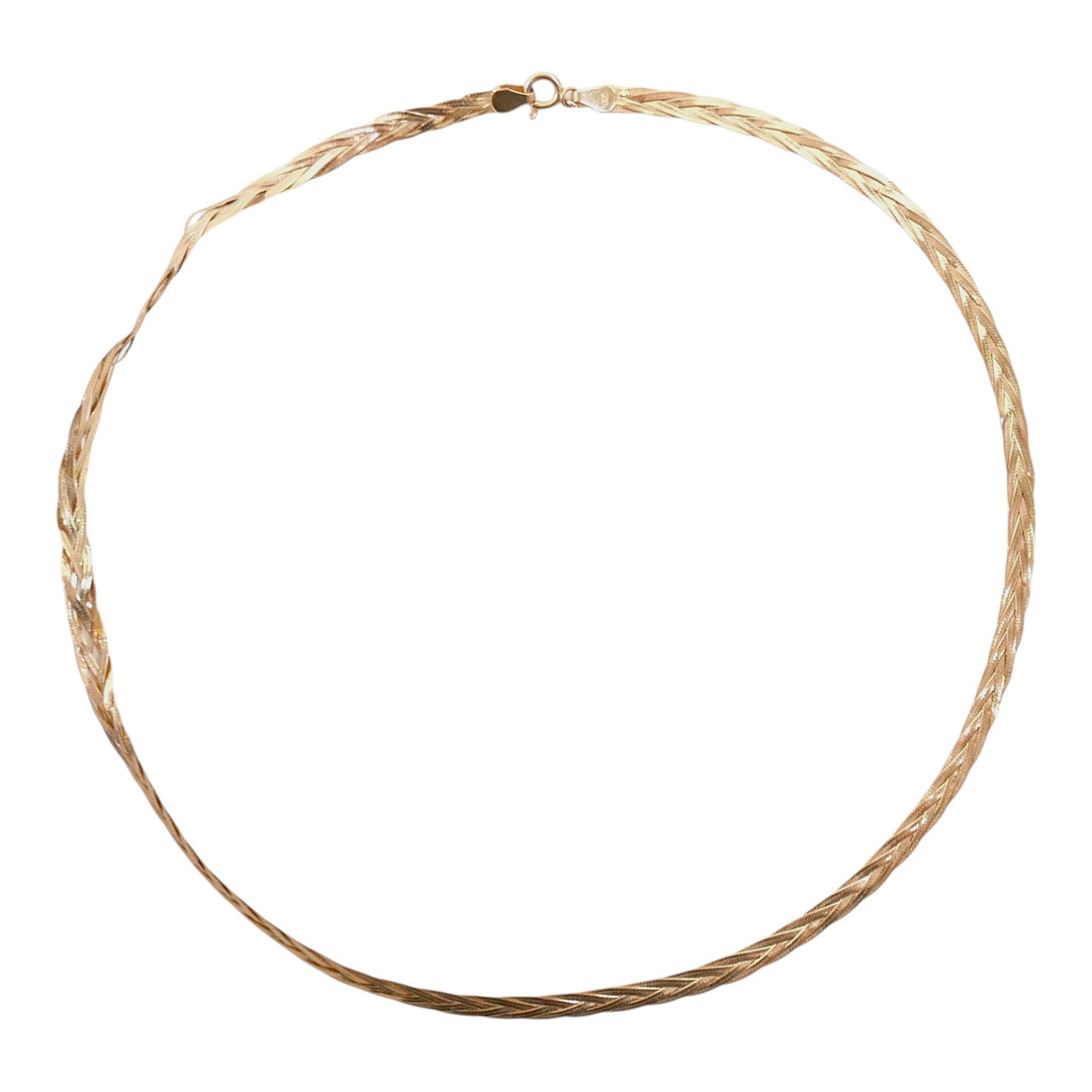 A 14K GOLD NECKLACE.