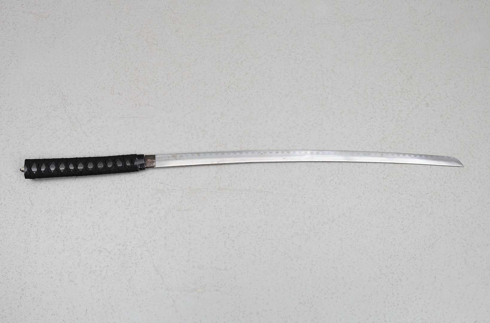 PRYDNADSSVÄRD, Katana.
