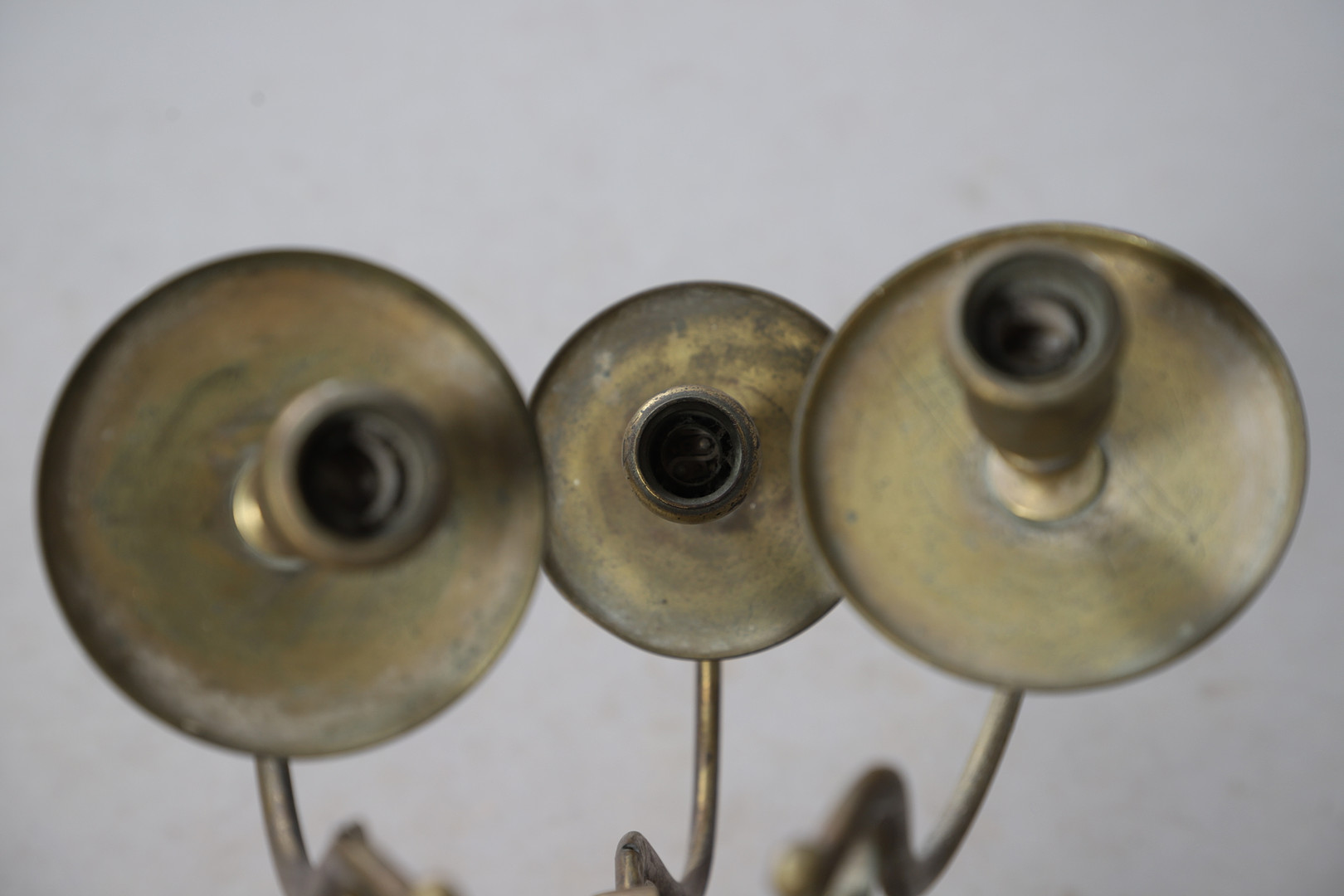 DECORATIVE DUTCH STYLE BRASS TWO-TIER TWELVE-LIGHT CHANDELIER.