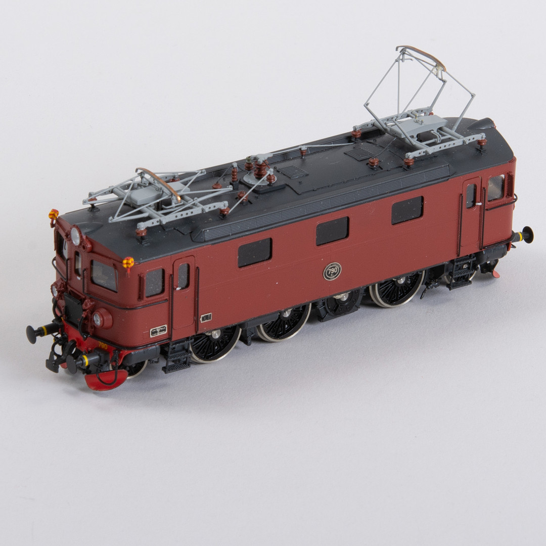 NMJ, Superline models, jernbanedel, SJ's ellokomotiv Da 790 med original æske.