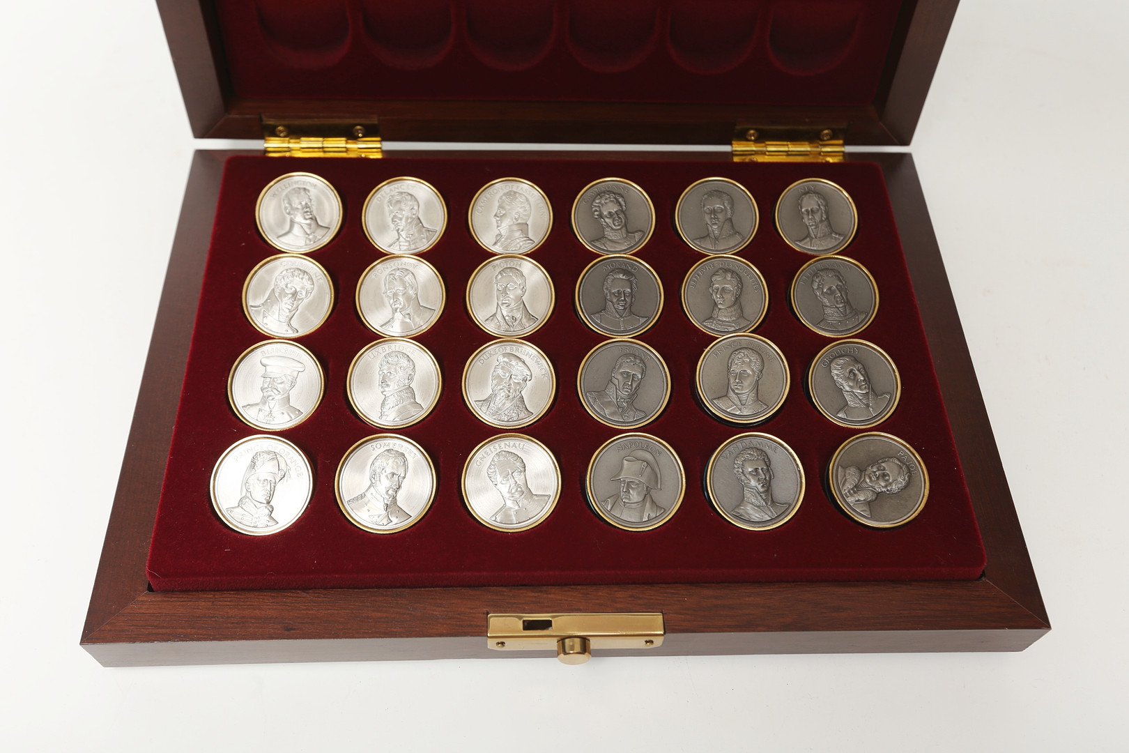 MEDALJER, The battle of Waterloo, i skrin.
